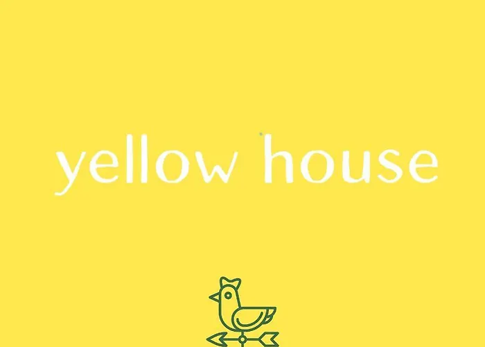 Yellow House فونغليكوفيتسه