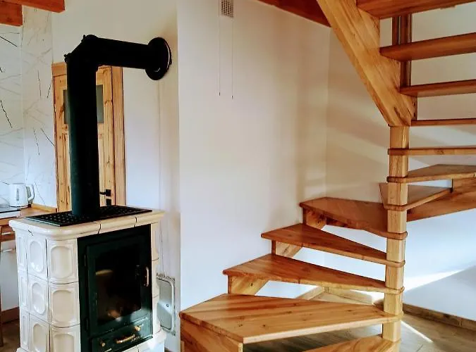 Yellow House بيت للعطل