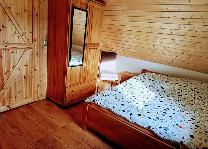 Yellow House بيت للعطل *