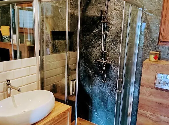 Yellow House بيت للعطل فونغليكوفيتسه